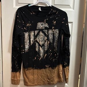 Black and Tan Graphic Long Sleeve Shirt